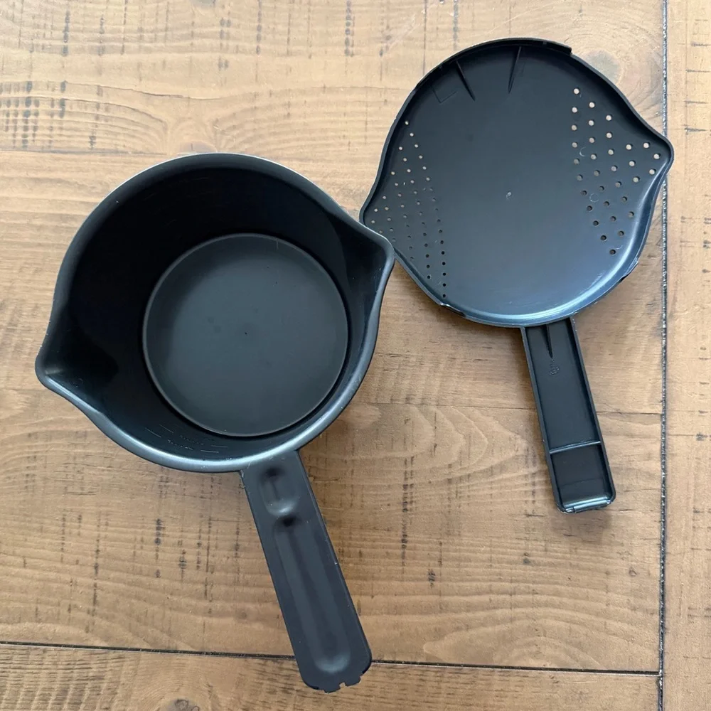 LAST CALL ⭐️ Pampered Chef Black Microwave Steamer - Picture 4 of 4